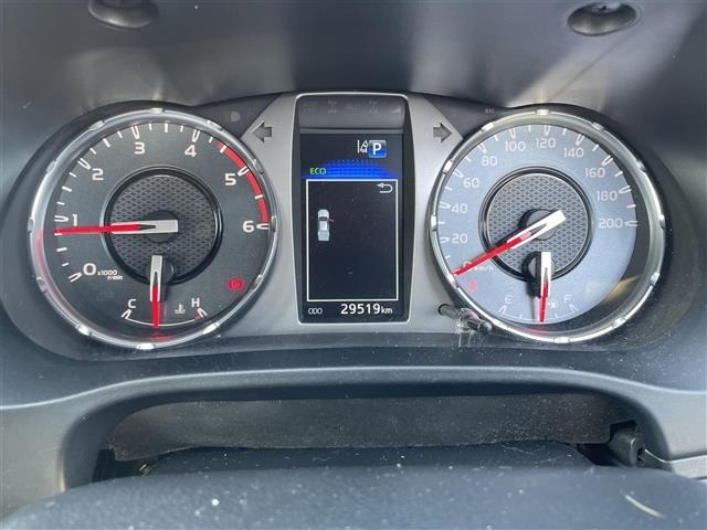 Toyota HILUX 2024 8173995-6