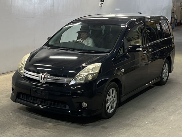Toyota ISIS 2012 8172900-0