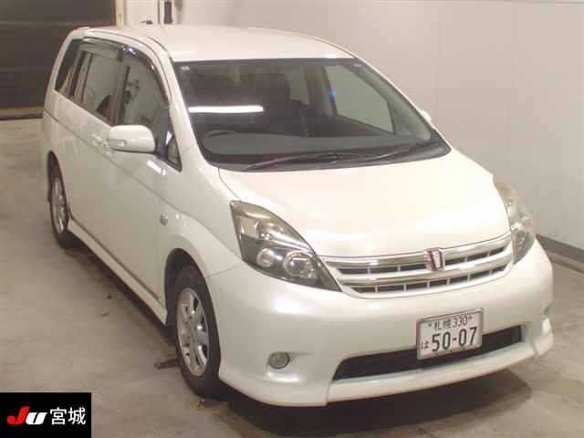 Toyota ISIS 2010 8172901-0