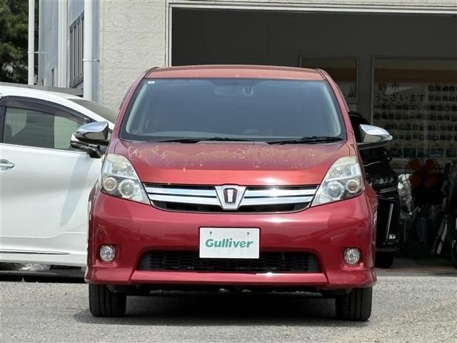 Toyota ISIS 2014 8172911-15