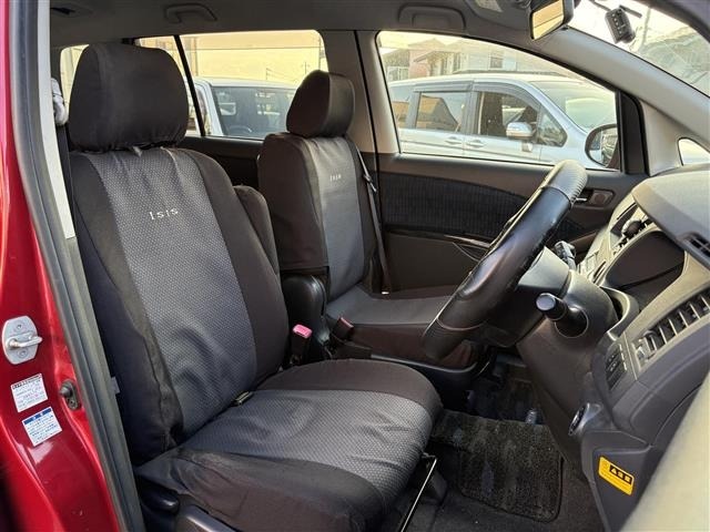 Toyota ISIS 2014 8172911-6