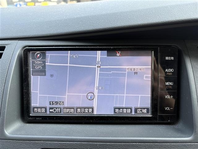 Toyota ISIS 2015 8172912-14
