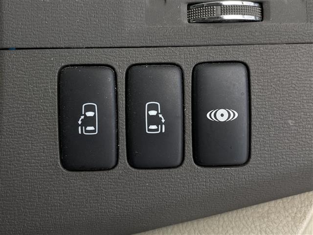 Toyota ISIS 2009 8172919-7