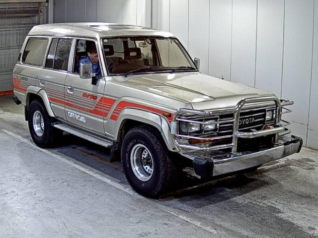 Toyota LAND CRUISER 1987 8168850-0