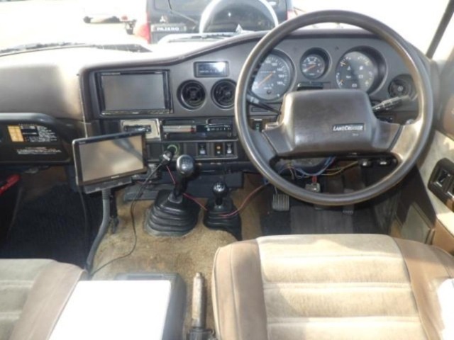 Toyota LAND CRUISER 1987 8168850-3