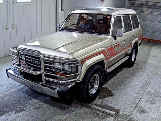 Toyota LAND CRUISER 1987 8168850-4