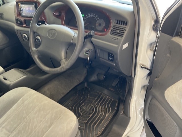 Toyota LITEACE NOAH 2001 8174768-4