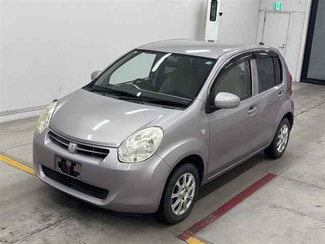 Toyota PASSO 2013 8174282-4