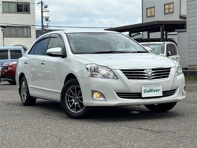 Toyota PREMIO 2013 8169368-0
