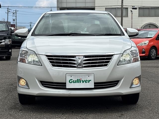 Toyota PREMIO 2013 8169368-15
