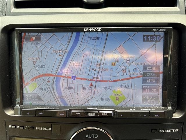 Toyota PREMIO 2013 8169368-4