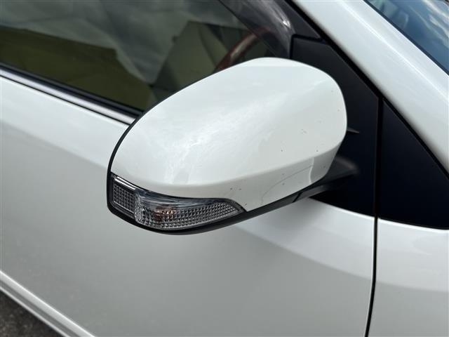 Toyota PREMIO 2013 8169368-8