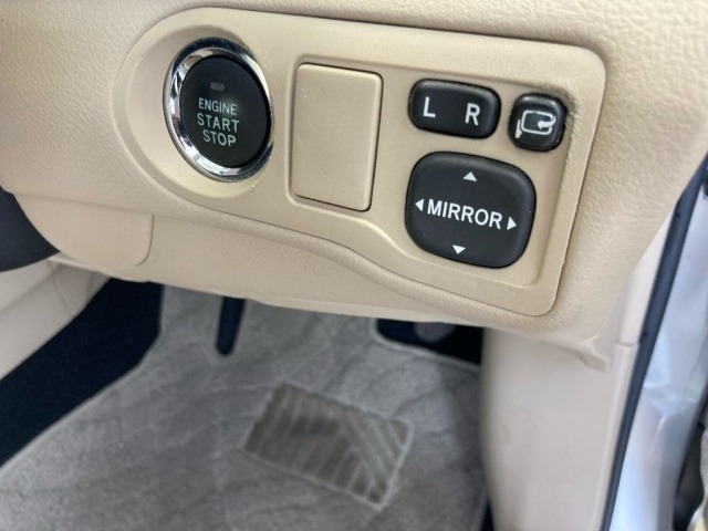 Toyota PREMIO 2014 8169372-5
