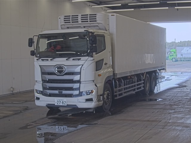 Hino PROFIA 2017 8174754-0