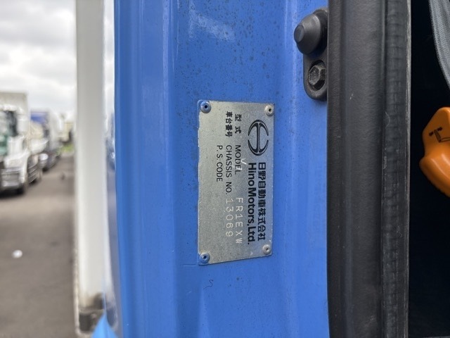 Hino PROFIA 2005 8174758-7