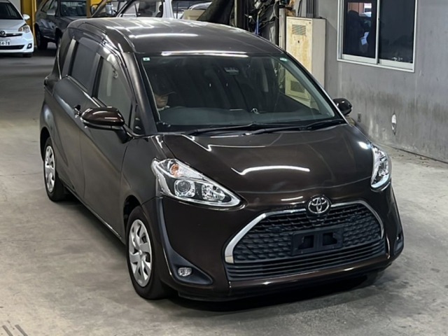 Toyota SIENTA 2019 8174801-4