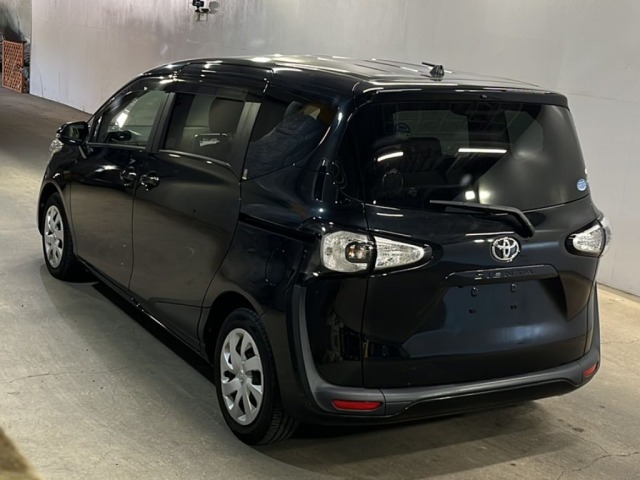 Toyota SIENTA 2018 8174803-1