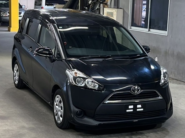 Toyota SIENTA 2018 8174803-4