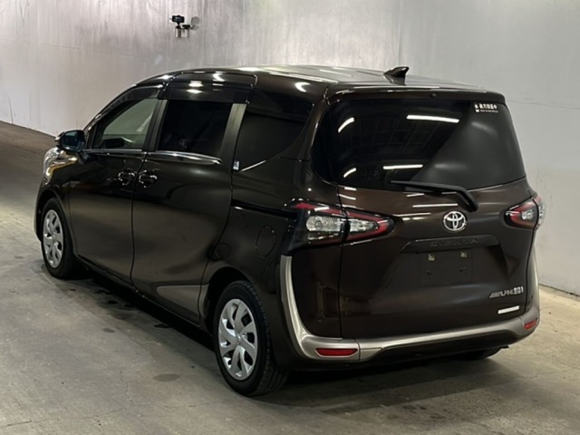 Toyota SIENTA 2016 8174806-1