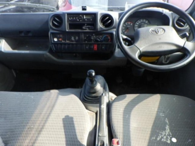 Toyota TOYOACE 2017 8174669-3