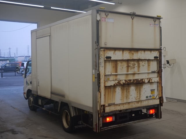 Toyota TOYOACE 2015 8174673-1