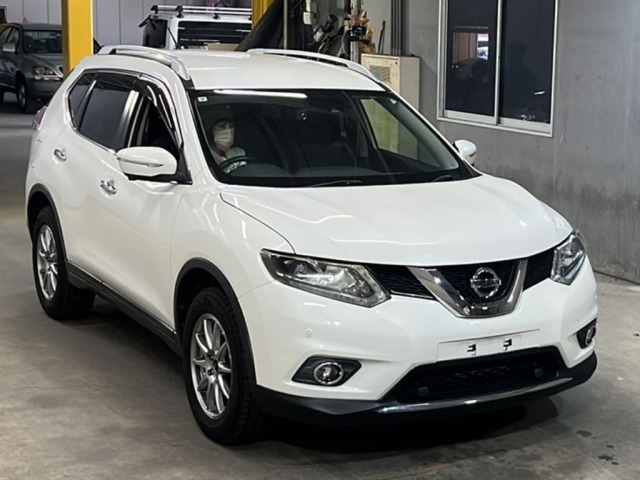 Nissan X-TRAIL 2017 8173906-4