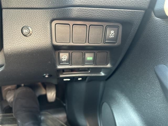 Nissan X-TRAIL 2014 8174199-9