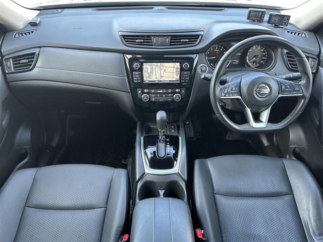Nissan X-TRAIL 2017 8174215-14