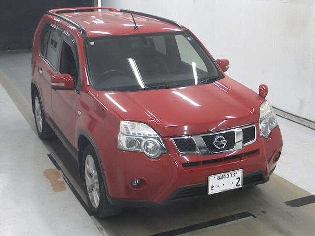 Nissan X-TRAIL 2013 8174264-0