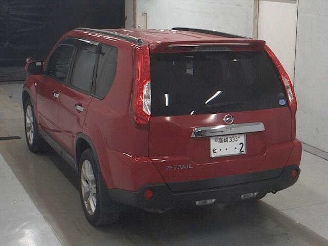 Nissan X-TRAIL 2013 8174264-1