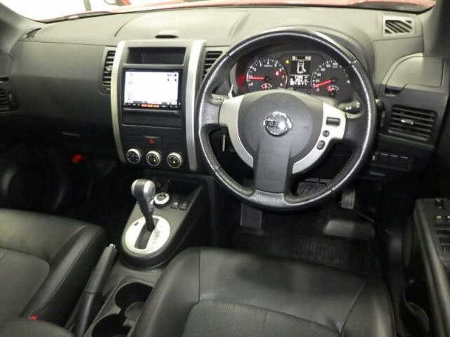 Nissan X-TRAIL 2013 8174264-3