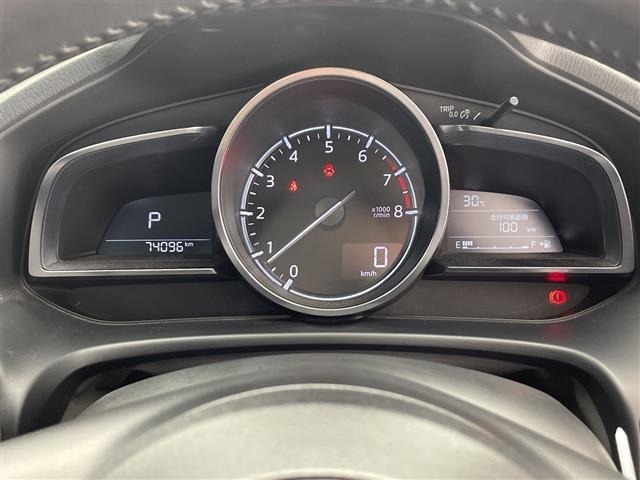 Mazda AXELA 2017 8177365-1