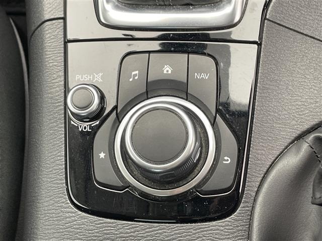 Mazda AXELA 2017 8177365-2
