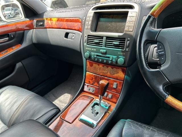 Toyota CELSIOR 2004 8178804-8
