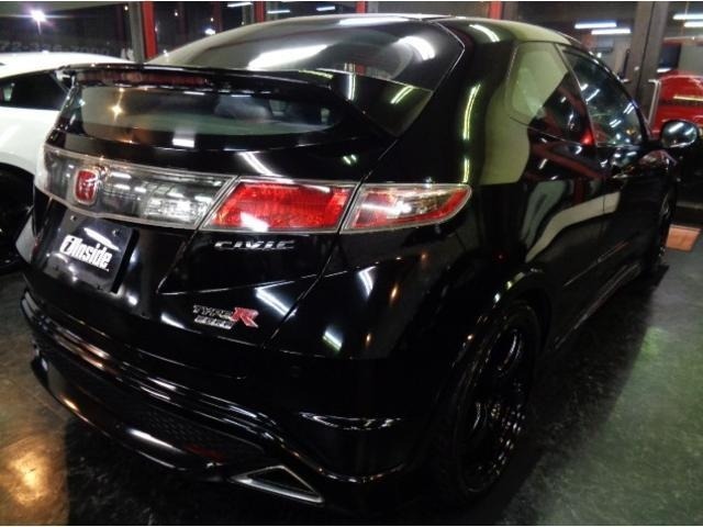 Honda CIVIC 2011 8176376-1