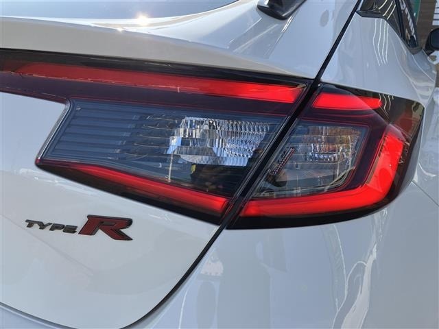 Honda CIVIC 2025 8176484-7