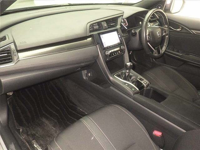 Honda CIVIC 2019 8176502-4
