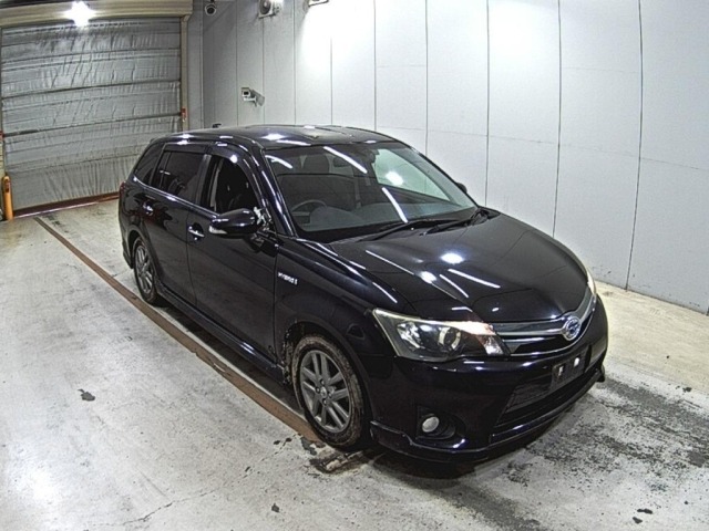 Toyota COROLLA FIELDER 2014 8175521-0