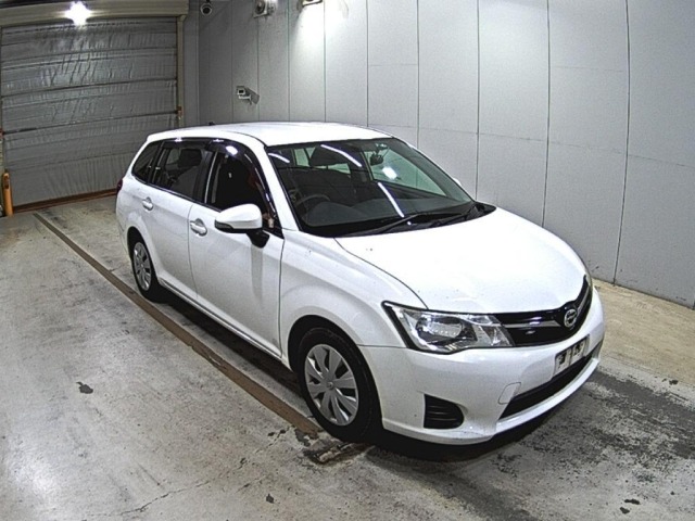 Toyota COROLLA FIELDER 2012 8175523-0