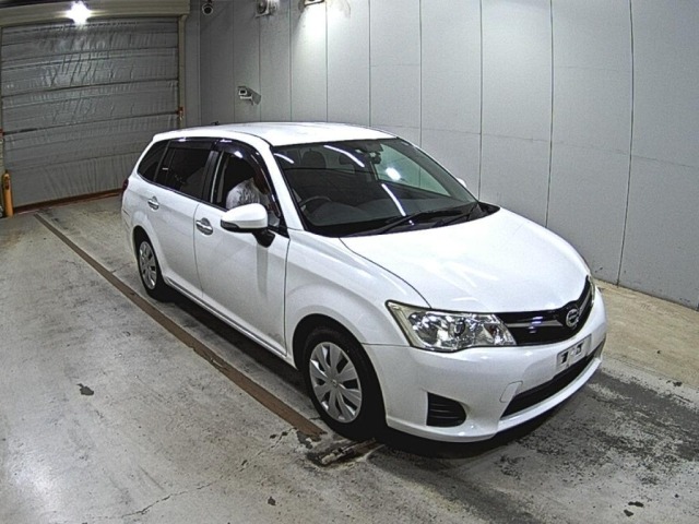 Toyota COROLLA FIELDER 2012 8175533-0