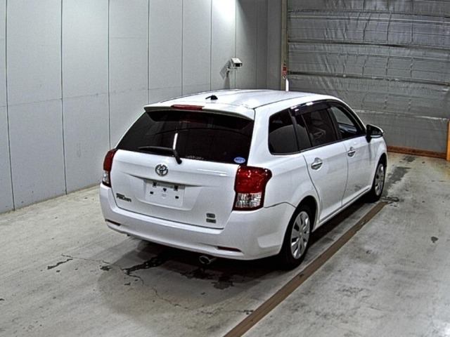 Toyota COROLLA FIELDER 2012 8175533-5