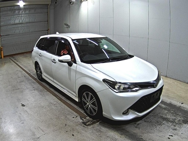 Toyota COROLLA FIELDER 2016 8175547-0
