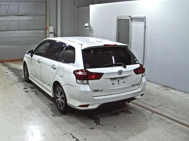Toyota COROLLA FIELDER 2016 8175547-1