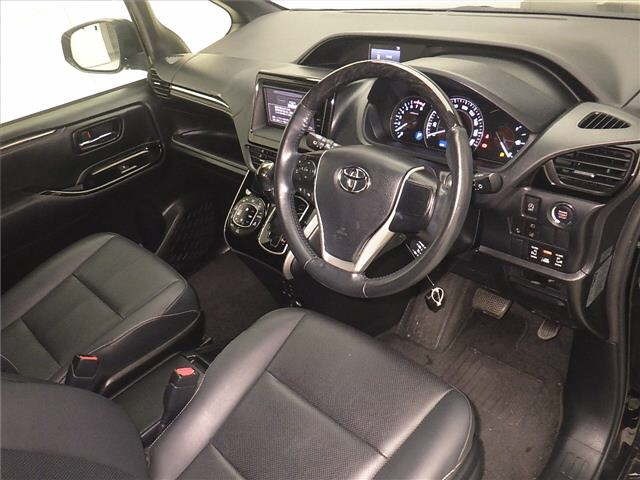 Toyota ESQUIRE 2020 8178458-3