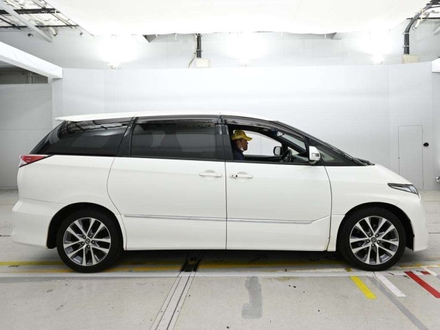 Toyota ESTIMA 2017 8178675-3