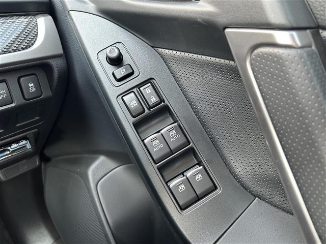 Subaru FORESTER 2016 8176135-11