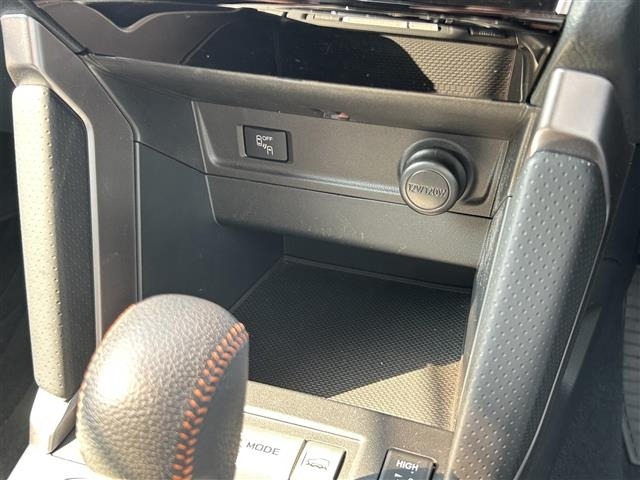 Subaru FORESTER 2016 8176135-22