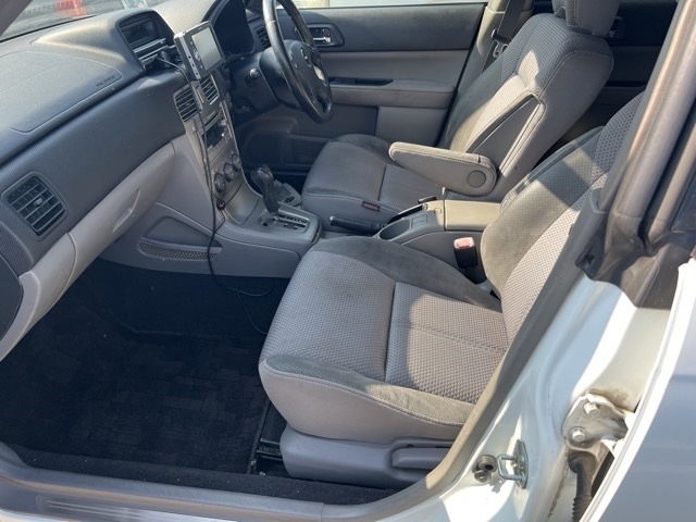 Subaru FORESTER 2003 8176180-9