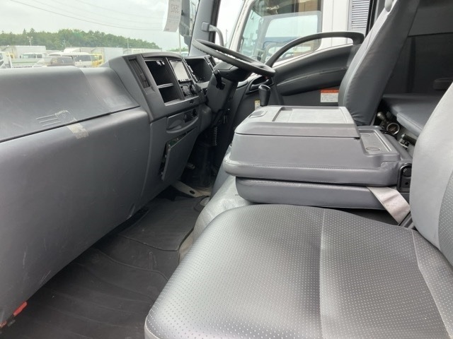 Isuzu FORWARD 2018 8178890-5