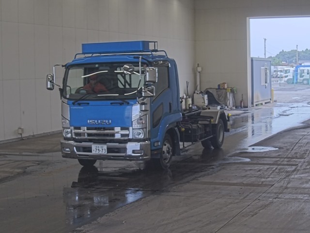 Isuzu FORWARD 2010 8178893-0